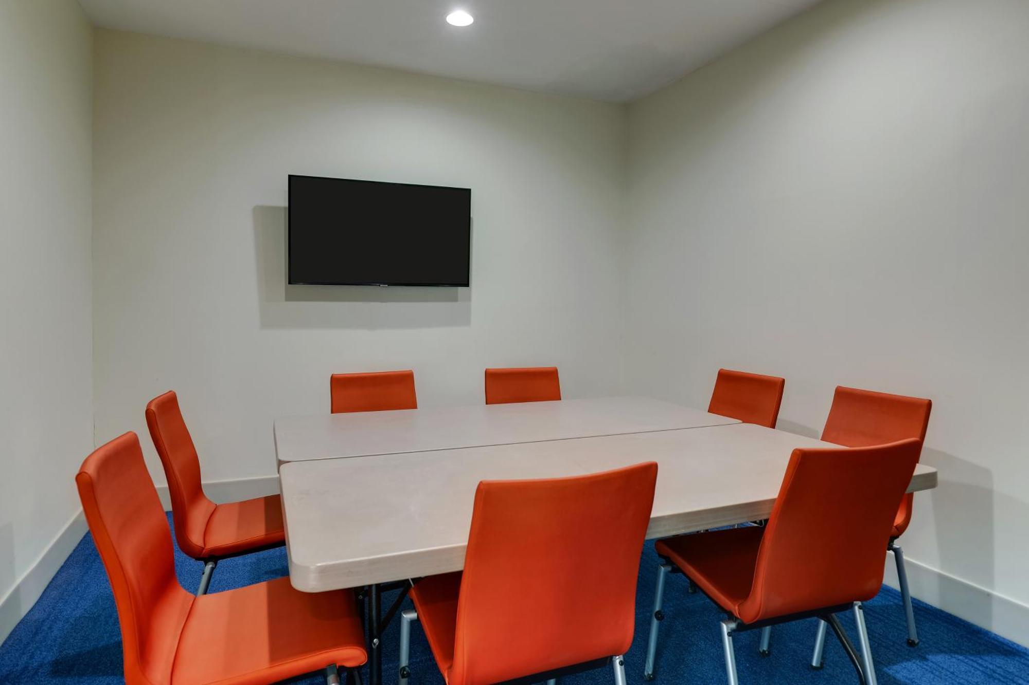 Holiday Inn Express Hotel & Suites Bryan-Montpelier By Ihg Holiday City Εξωτερικό φωτογραφία