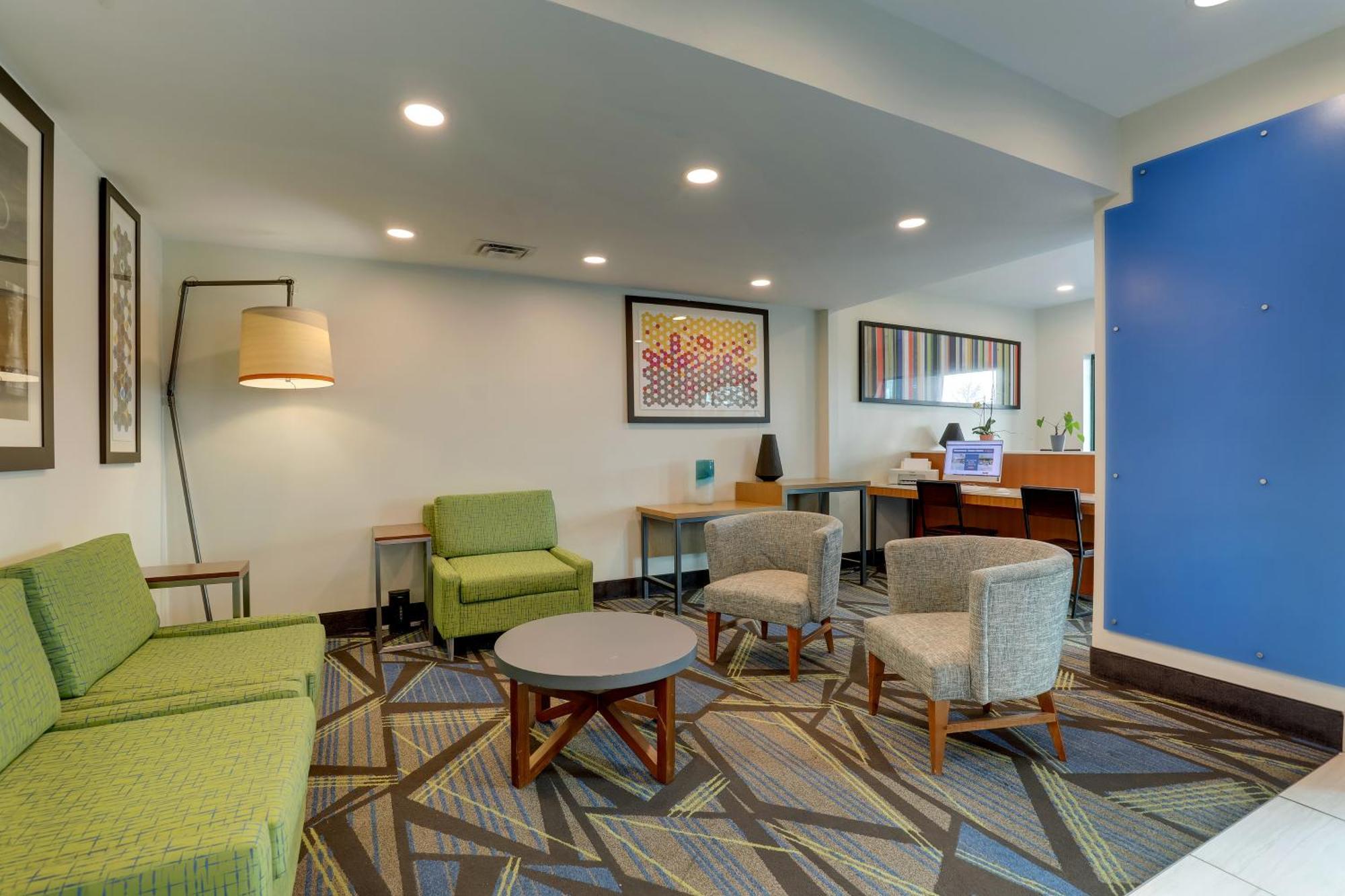 Holiday Inn Express Hotel & Suites Bryan-Montpelier By Ihg Holiday City Εξωτερικό φωτογραφία
