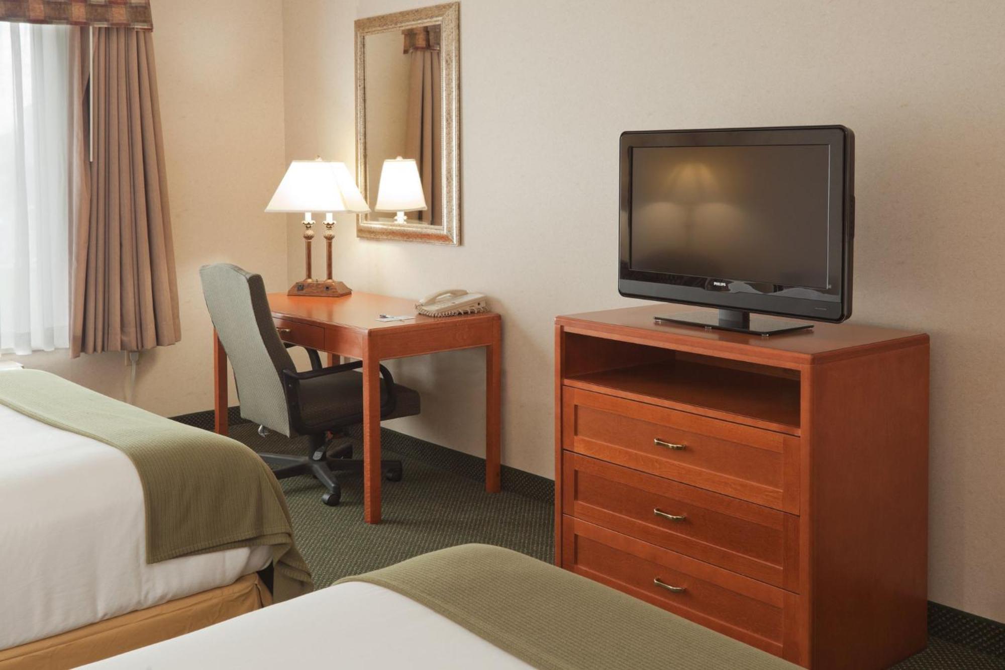 Holiday Inn Express Hotel & Suites Bryan-Montpelier By Ihg Holiday City Εξωτερικό φωτογραφία